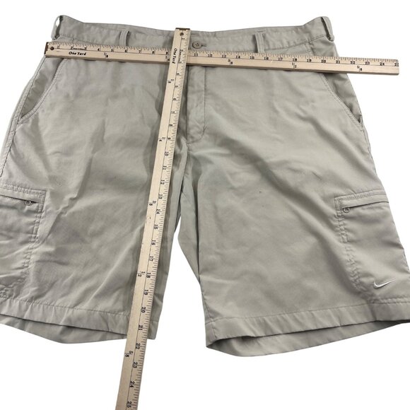 Nike Golf Dri-Fit Cargo Shorts Size 40 Beige Mens Lightweight Quick-Dry Casual - Picture 2 of 6